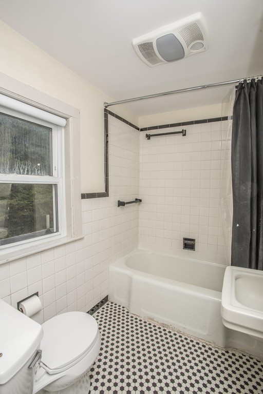 32 Sutcliffe Avenue Canton, MA 02021 - Photo 21 of 30