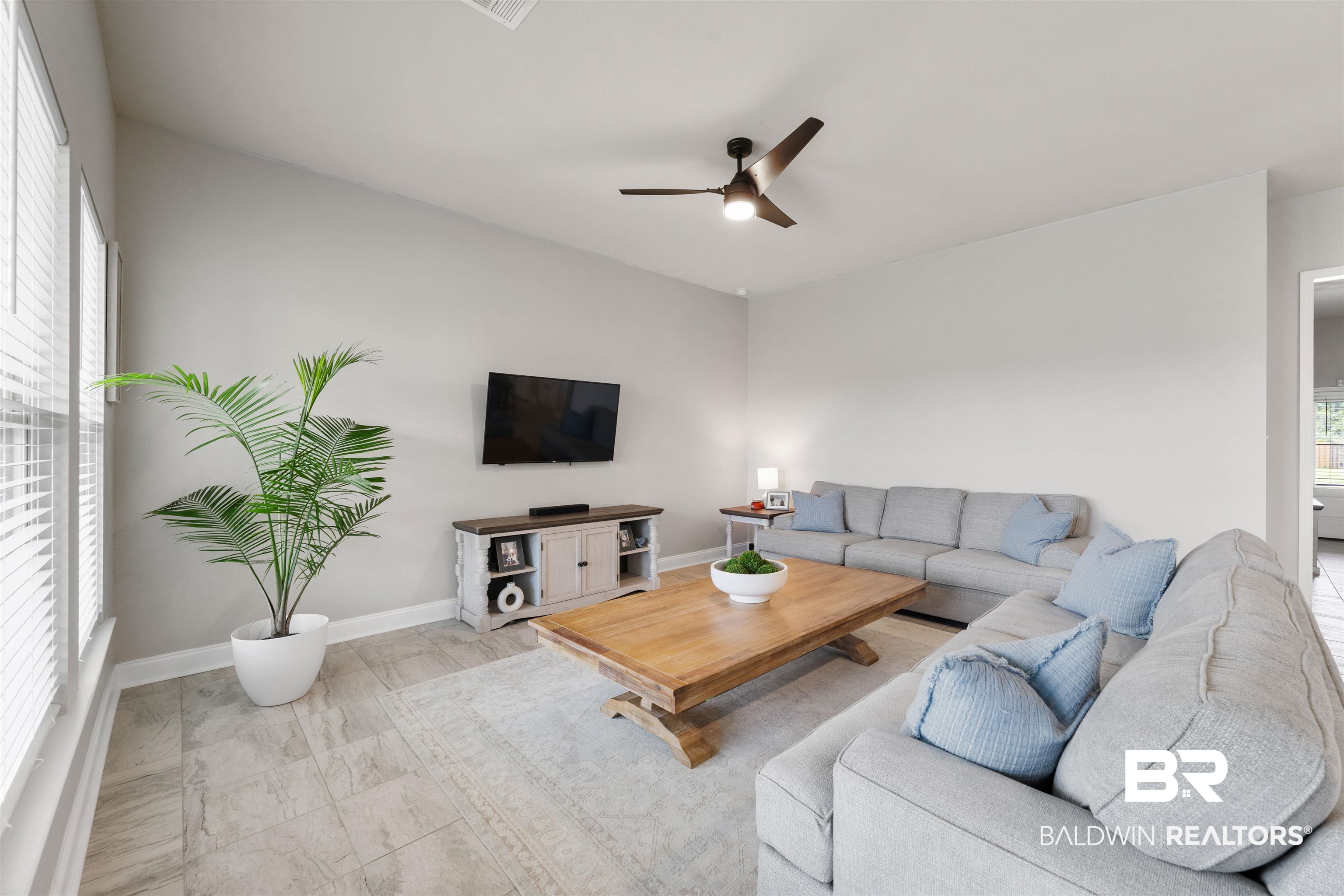 1088 Stella Road Foley, AL 36535 - Photo 5 of 21 Living Room