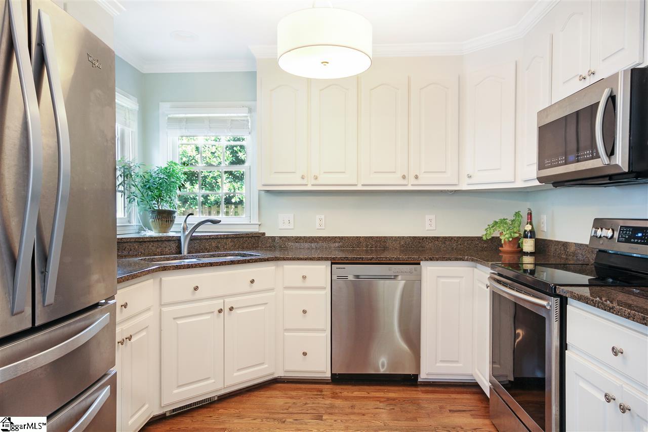 301 Grove Road Greenville, SC 29605 - Photo 13 of 26