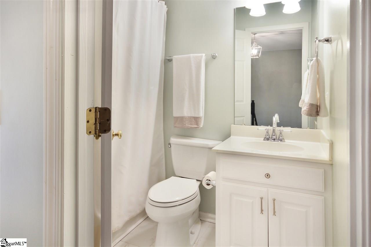 301 Grove Road Greenville, SC 29605 - Photo 10 of 26