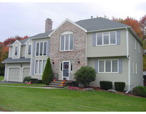 269 Simpson Road Marlborough, MA 01752 - Photo 1 of 7 Gallery Image 1