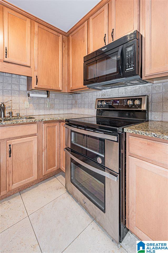 706 Forrest Drive Birmingham, AL 35209 - Photo 15 of 47