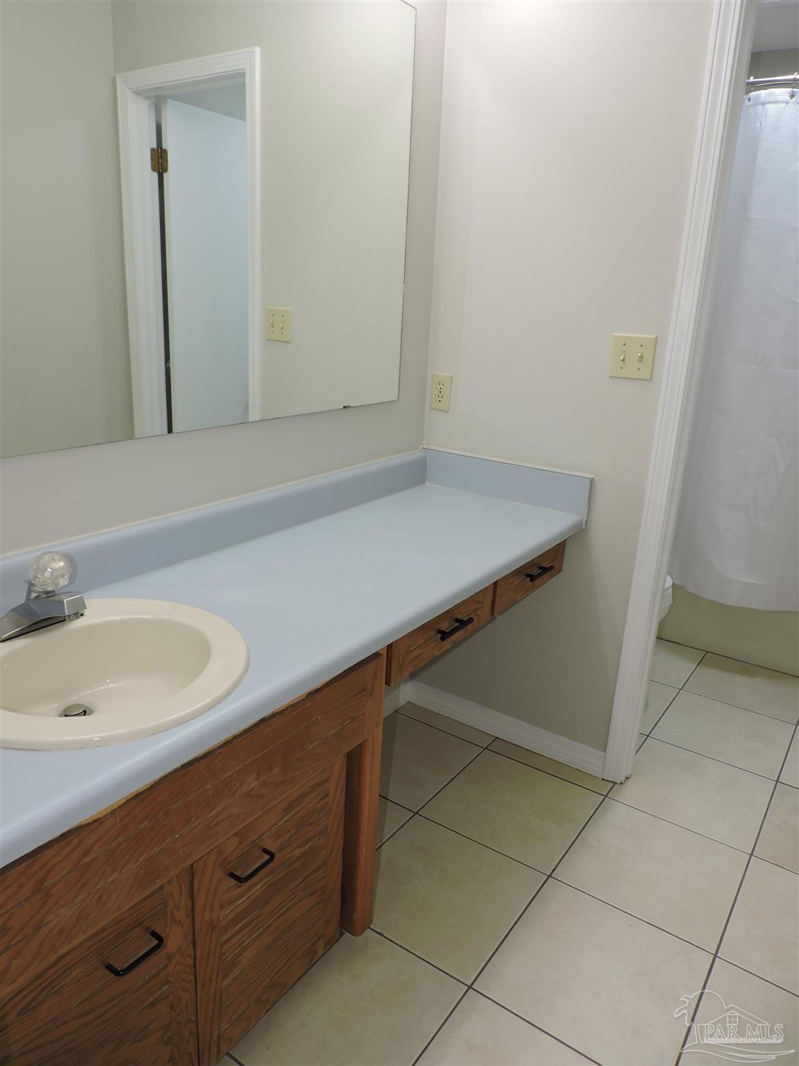 5261 Rowe Trail Pace, FL 32571 - Photo 26 of 32 Gallery Image 26