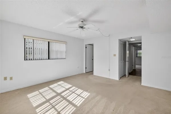 $225,000 | 110 North Tremain Street, Unit 105, Mount Dora, FL 32757