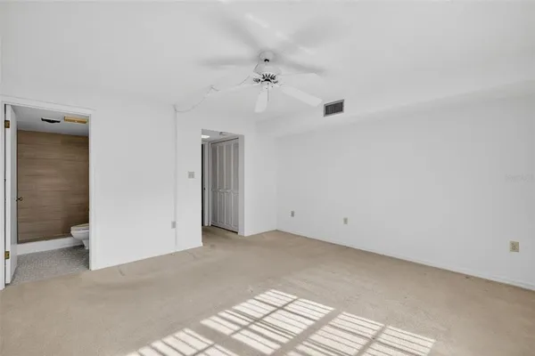 $225,000 | 110 North Tremain Street, Unit 105, Mount Dora, FL 32757