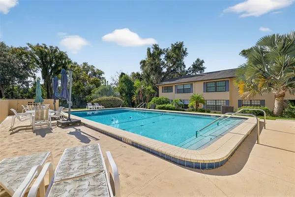 $225,000 | 110 North Tremain Street, Unit 105, Mount Dora, FL 32757