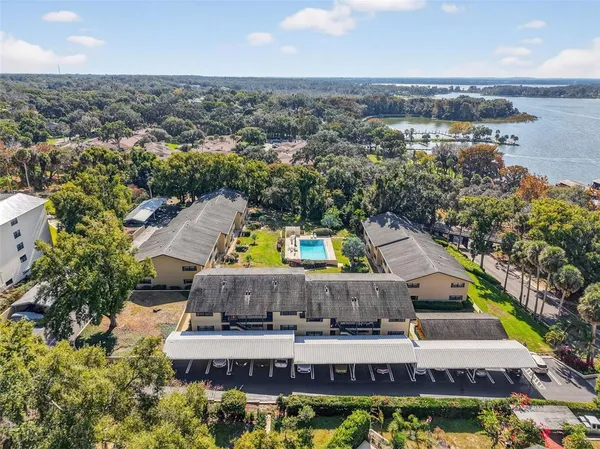 $225,000 | 110 North Tremain Street, Unit 105, Mount Dora, FL 32757