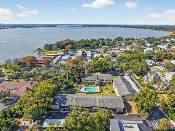 $225,000 | 110 North Tremain Street, Unit 105, Mount Dora, FL 32757