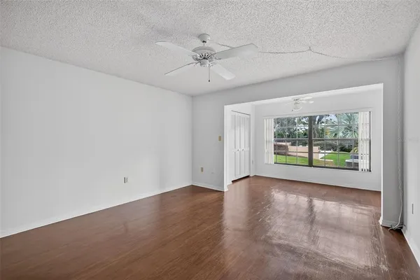 $225,000 | 110 North Tremain Street, Unit 105, Mount Dora, FL 32757