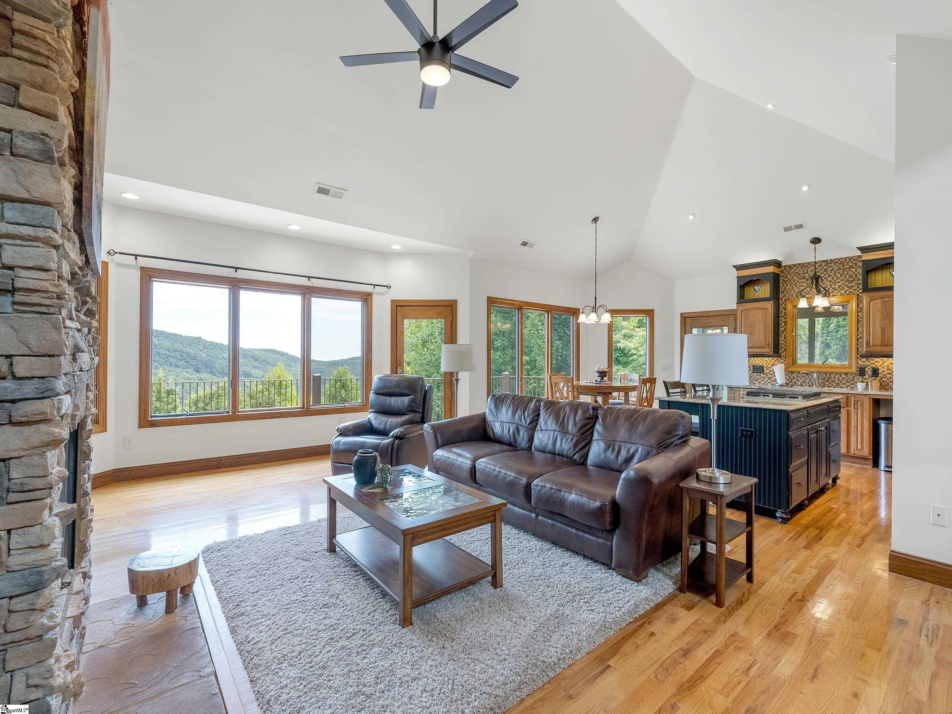 85 Eagle Rock Road Landrum, SC 29356 - Photo 4 of 33