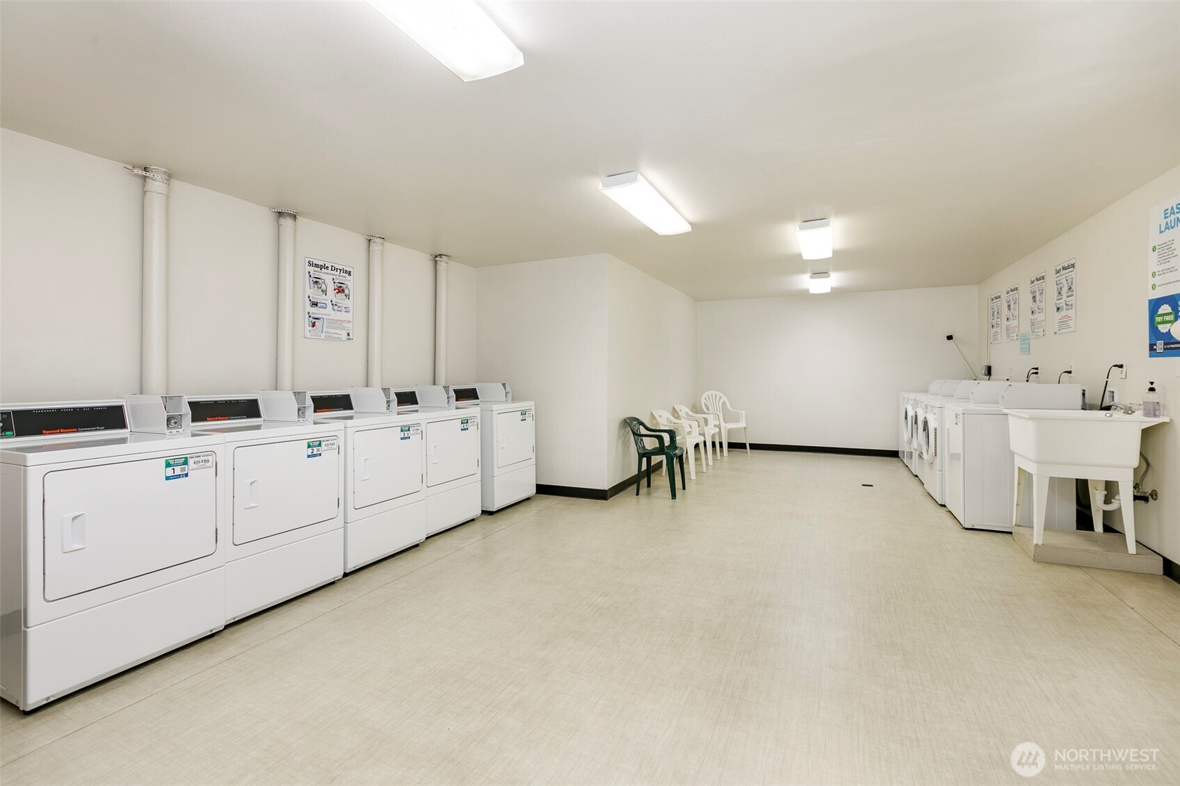 5818 Northeast 70th Street, Unit A106 Seattle, WA 98115 - Photo 16 of 19