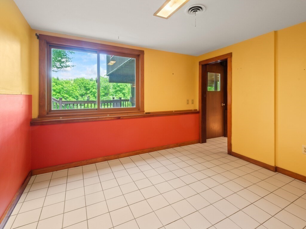 50 Little Rest Road Brimfield, MA 01010 - Photo 31 of 42