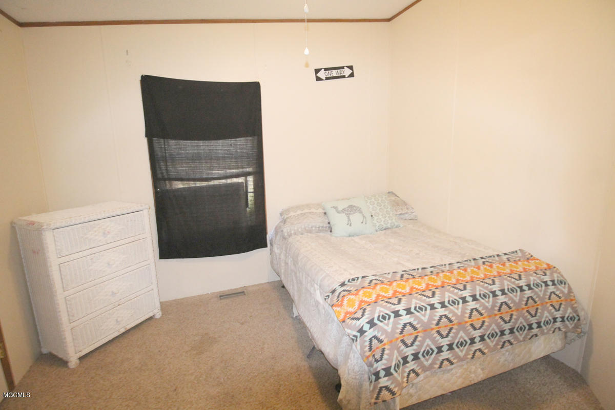 4050 Sammie Hearndon Road Moss Point, MS 39562 - Photo 13 of 24 br 1 1
