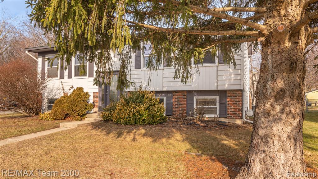 44820 Joy Road Plymouth, MI 48170 - Photo 11 of 41