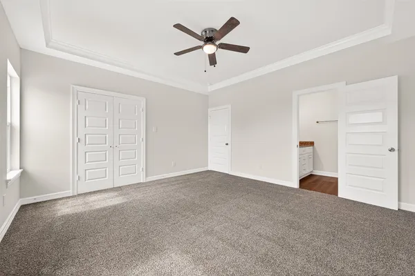 $2,000 | 422 North 4th Street, Beasley, TX 77417