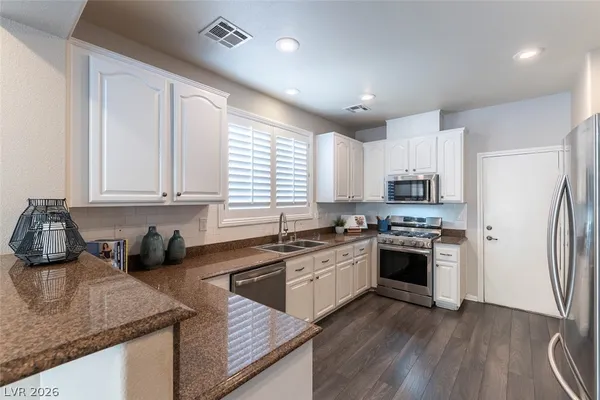 $3,900 | 11904 Love Orchid Lane, Las Vegas, NV 89138