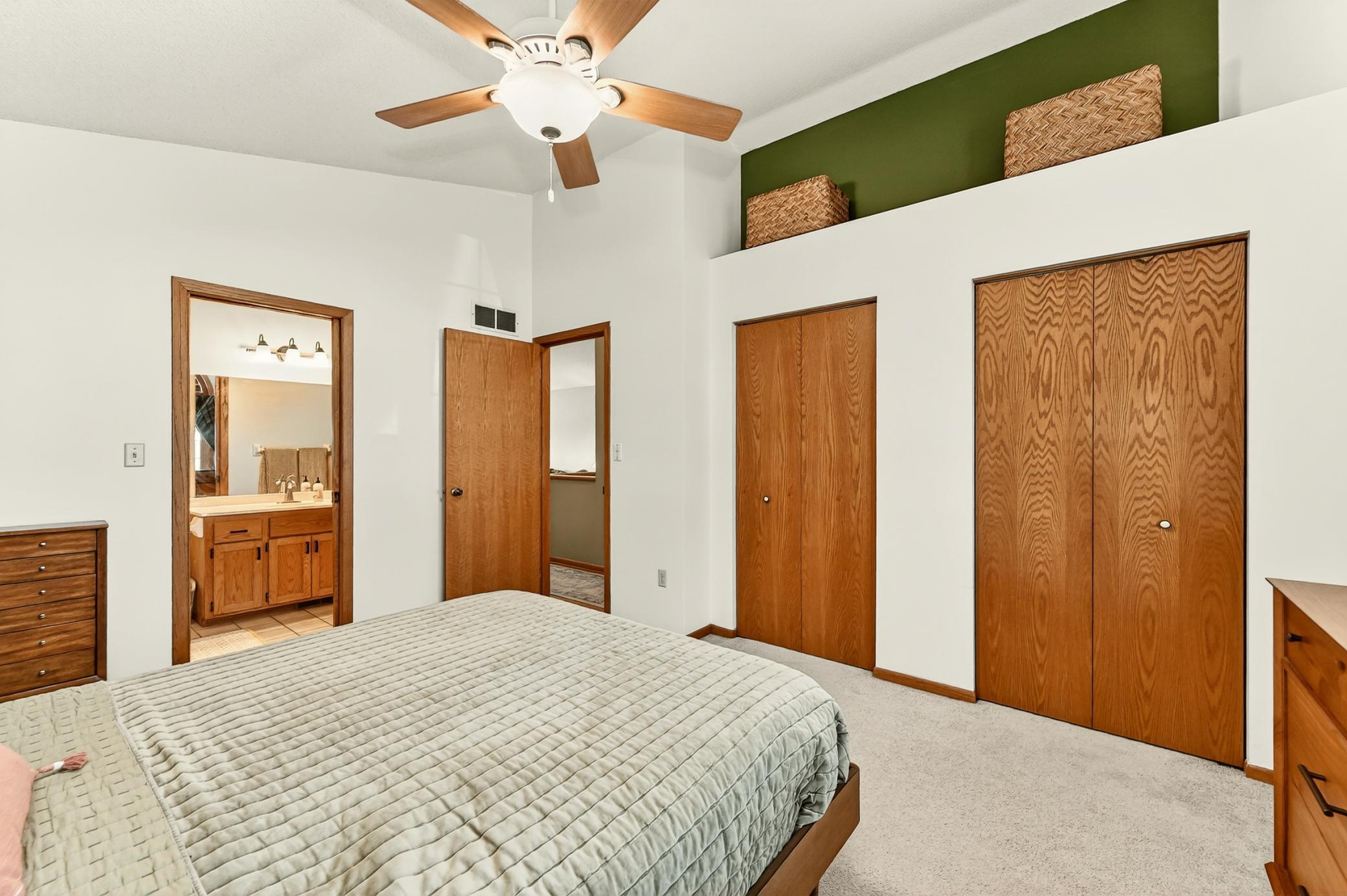 4434 8th Street Northwest Rochester, MN 55901 - Photo 12 of 39