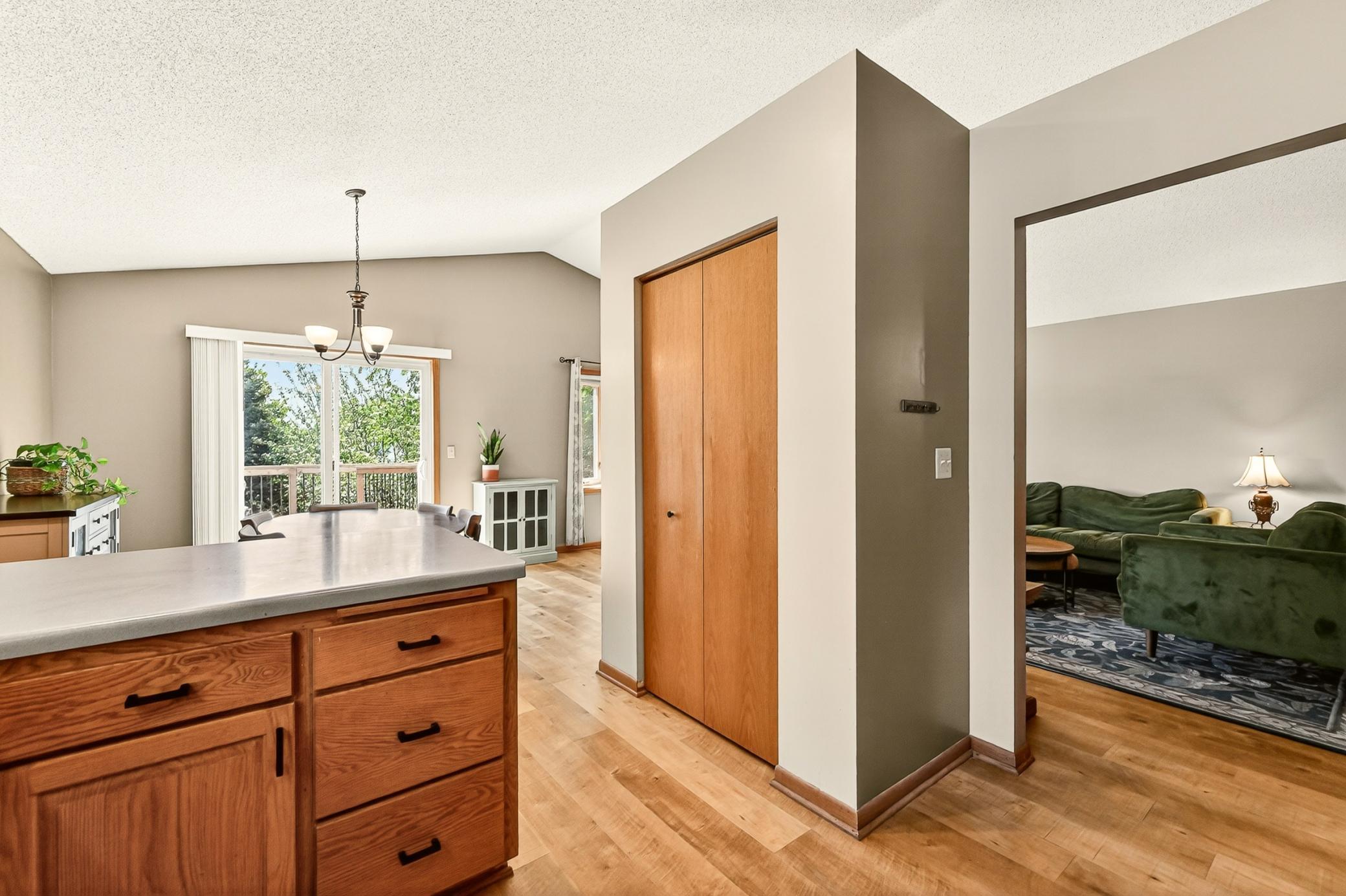 4434 8th Street Northwest Rochester, MN 55901 - Photo 7 of 39