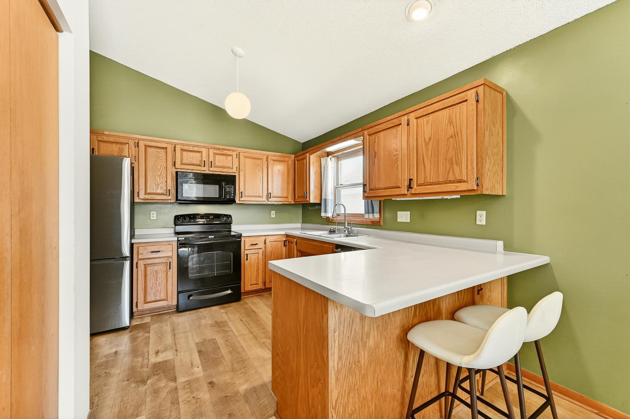 4434 8th Street Northwest Rochester, MN 55901 - Photo 10 of 39