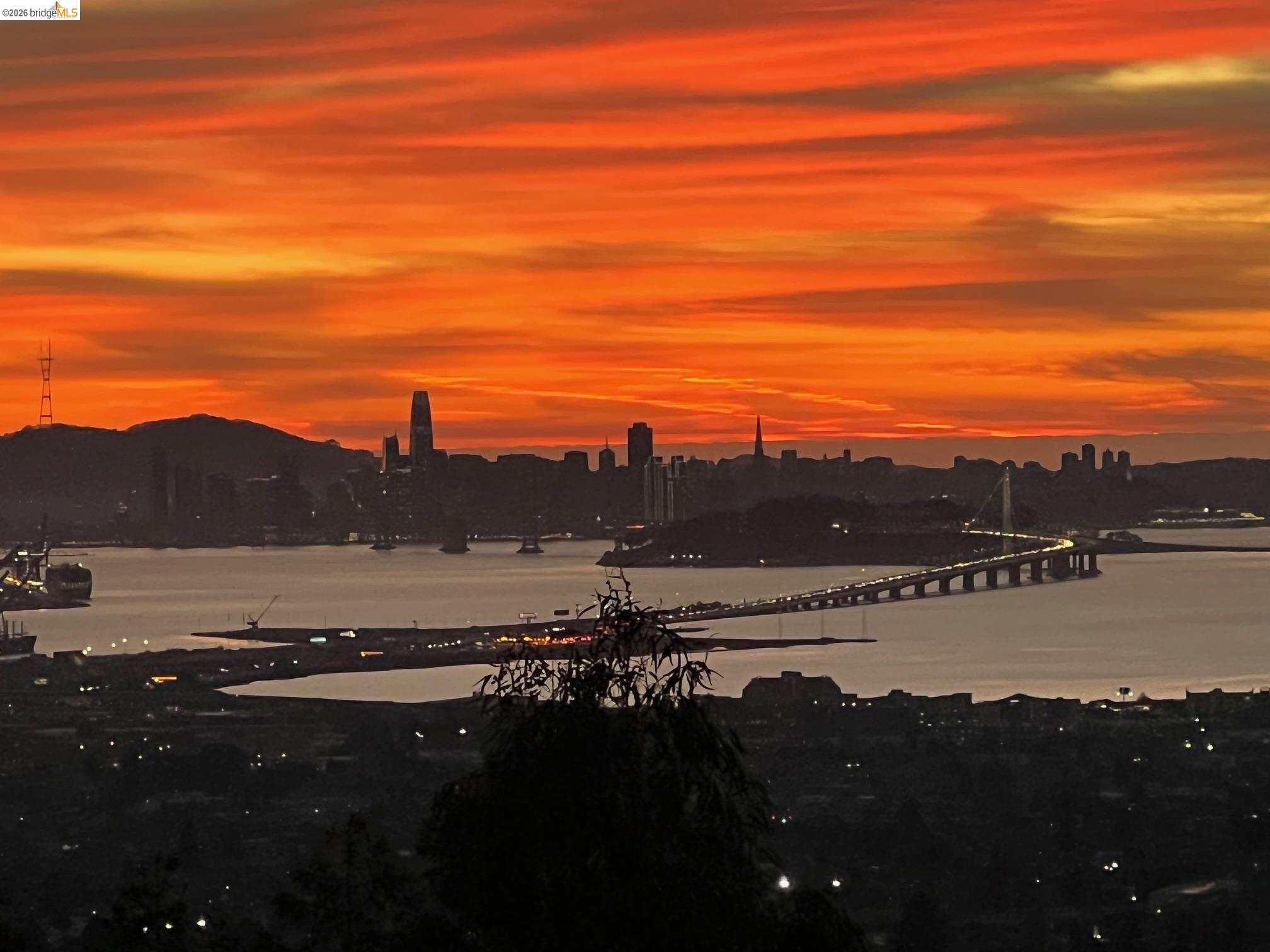 1426 Grand View Drive Berkeley, CA 94705 - Photo 2 of 46