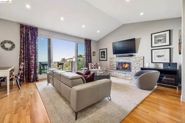 $2,995,000 | 1426 Grand View Drive, Berkeley, CA 94705