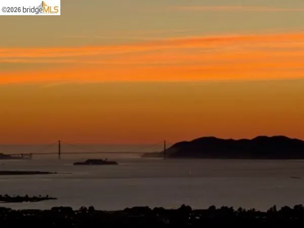 $2,995,000 | 1426 Grand View Drive, Berkeley, CA 94705