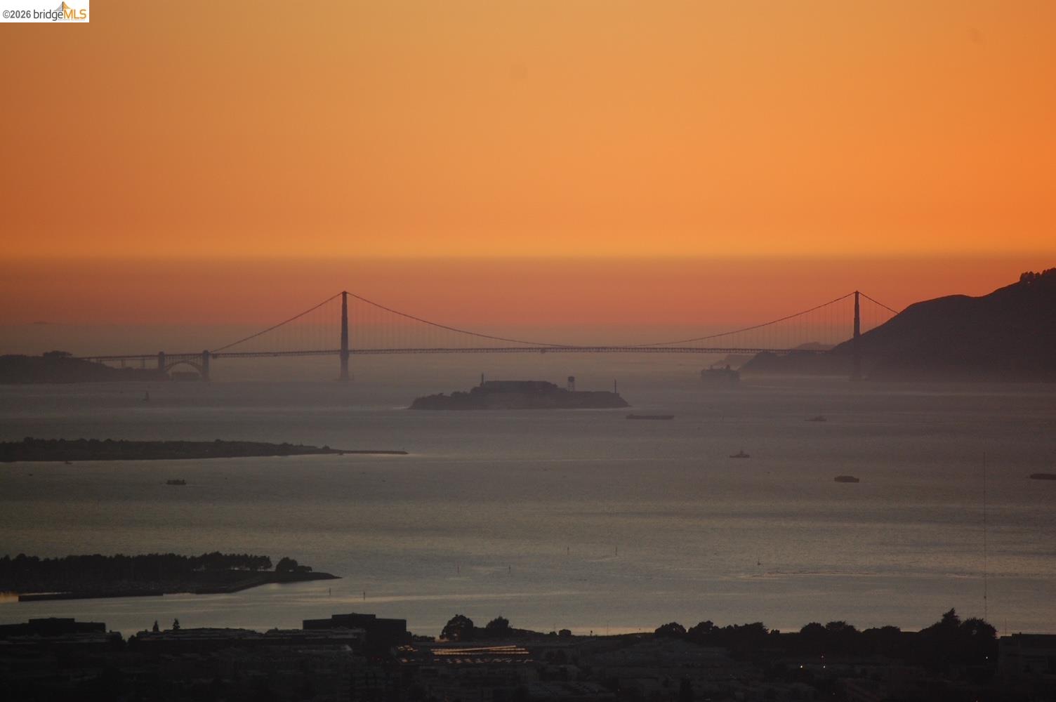 1426 Grand View Drive Berkeley, CA 94705 - Photo 10 of 46