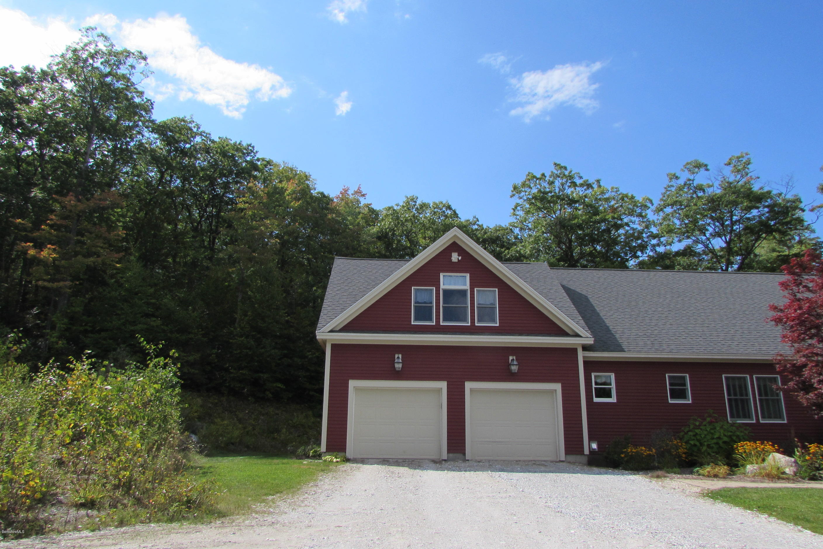 2 B Stonebridge Way Tyringham, MA 01238 - Photo 28 of 34 Garage