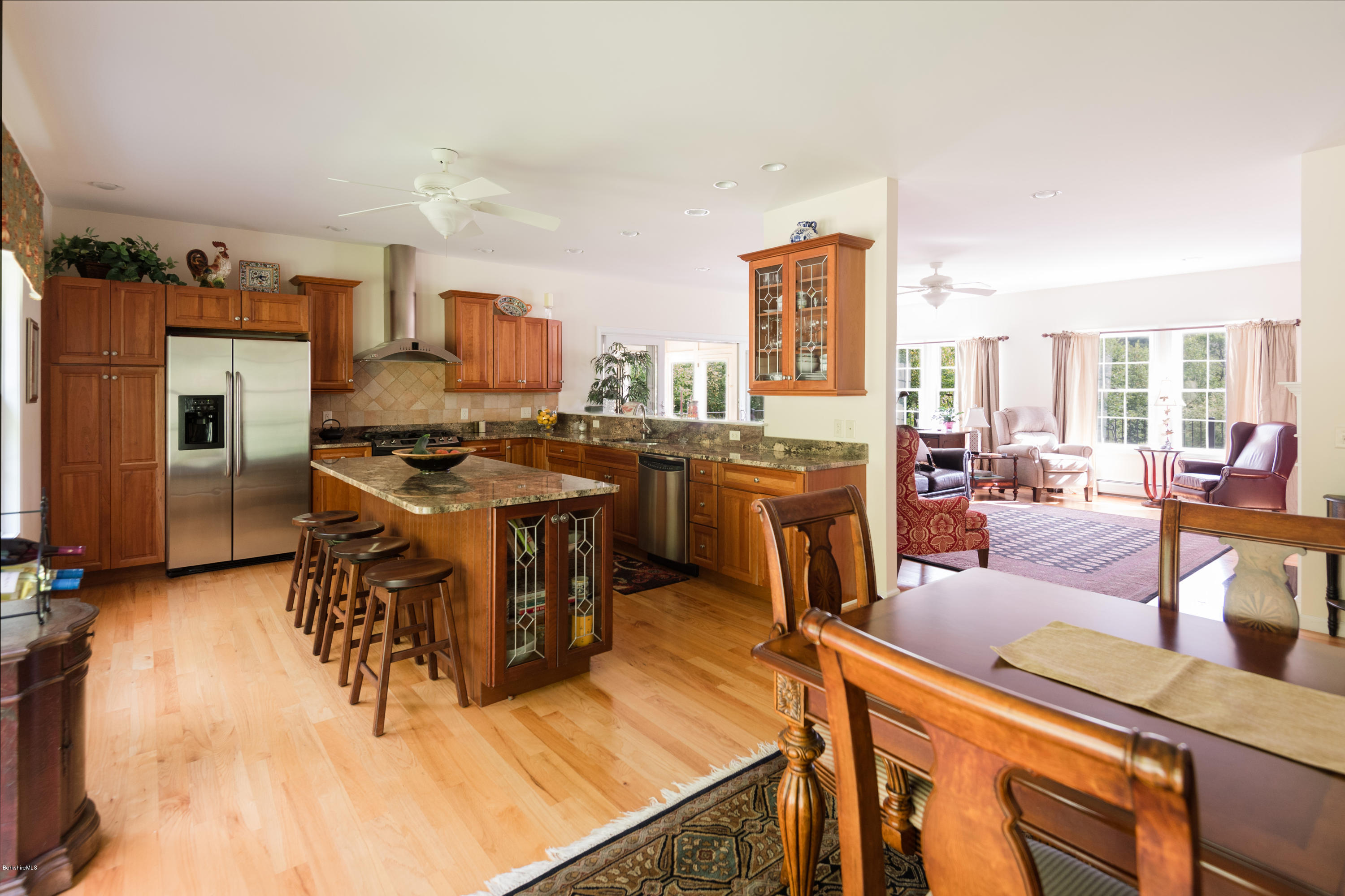 Kitchen Dining Living