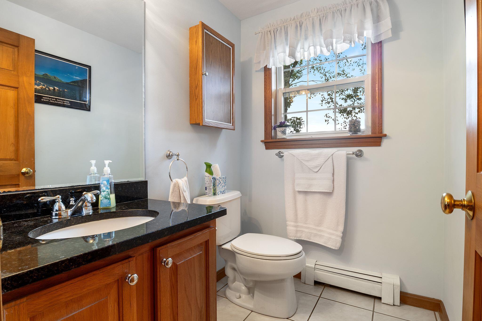 2 Sullivan Lane Saco, ME 04072 - Photo 21 of 59 2_Sullivan_Ln_066