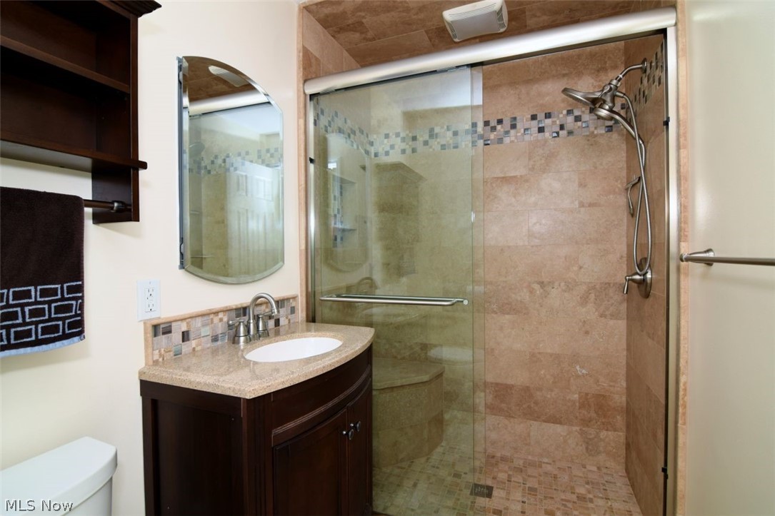 1190 Belrose Road Mayfield Heights, OH 44124 - Photo 22 of 44