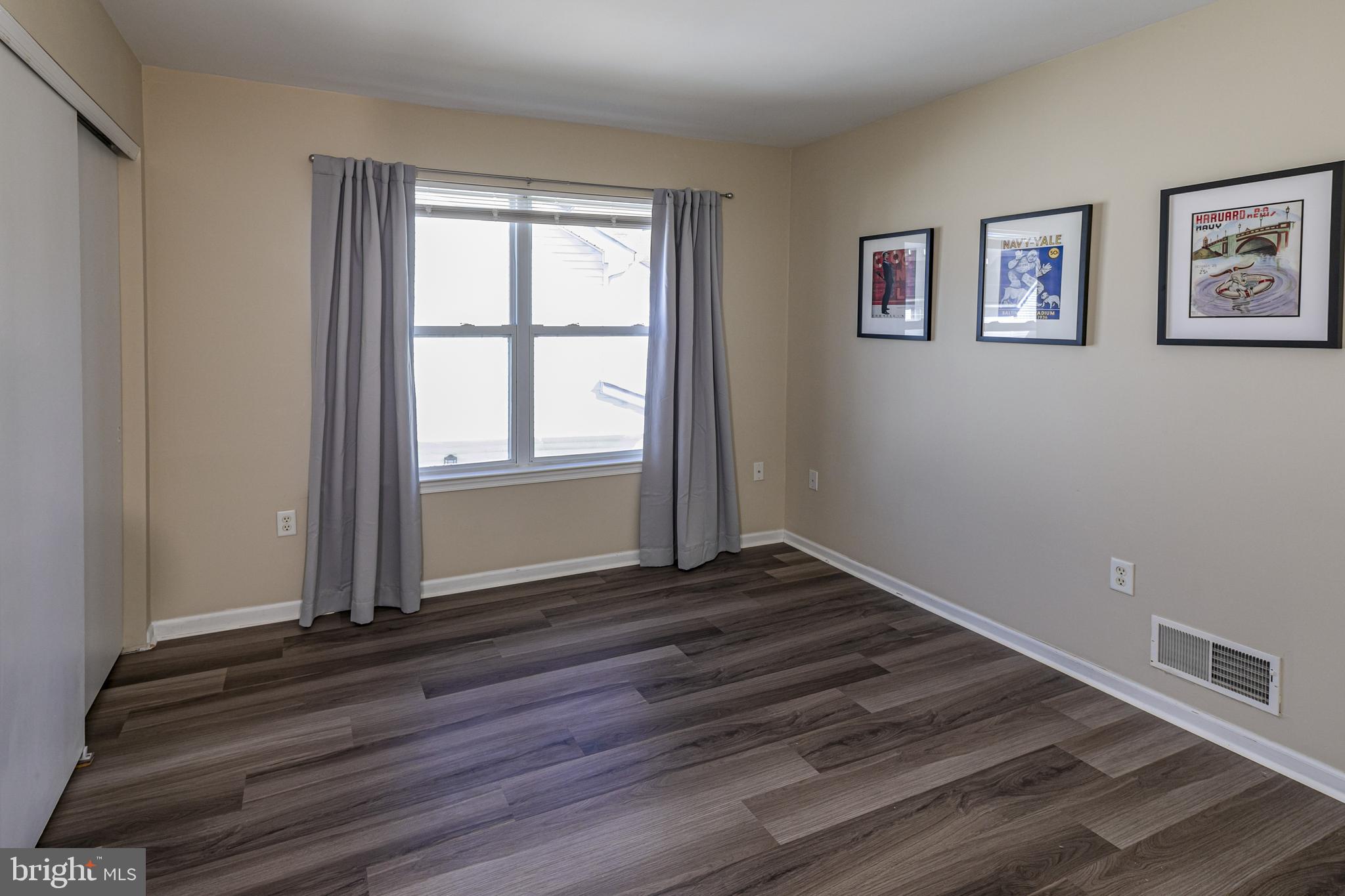 27 Richards Road Lawrence Township, NJ 08648 - Photo 26 of 43 2nd Floor Bedroom