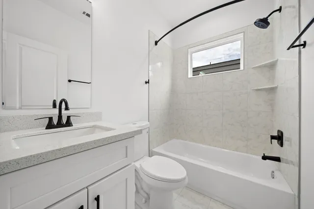 $2,200 | 3507 Wilmington Street, Unit B, Houston, TX 77051