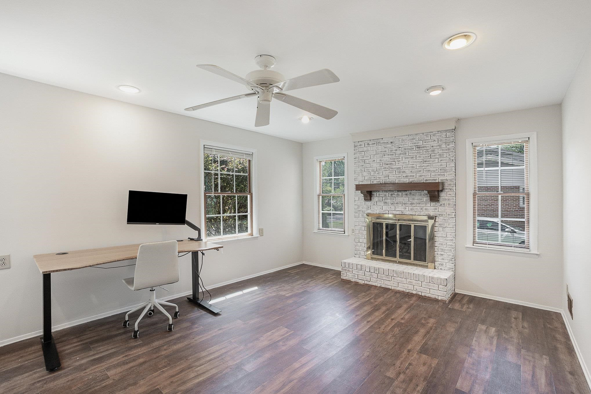 4705 Radcliff Road Raleigh, NC 27609 - Photo 21 of 29 Family Room