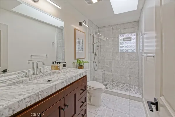 $15,500 | 320 Marine Avenue, Manhattan Beach, CA 90266