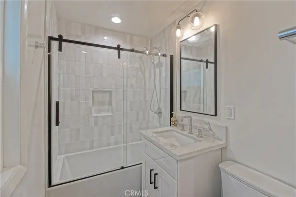 $15,500 | 320 Marine Avenue, Manhattan Beach, CA 90266