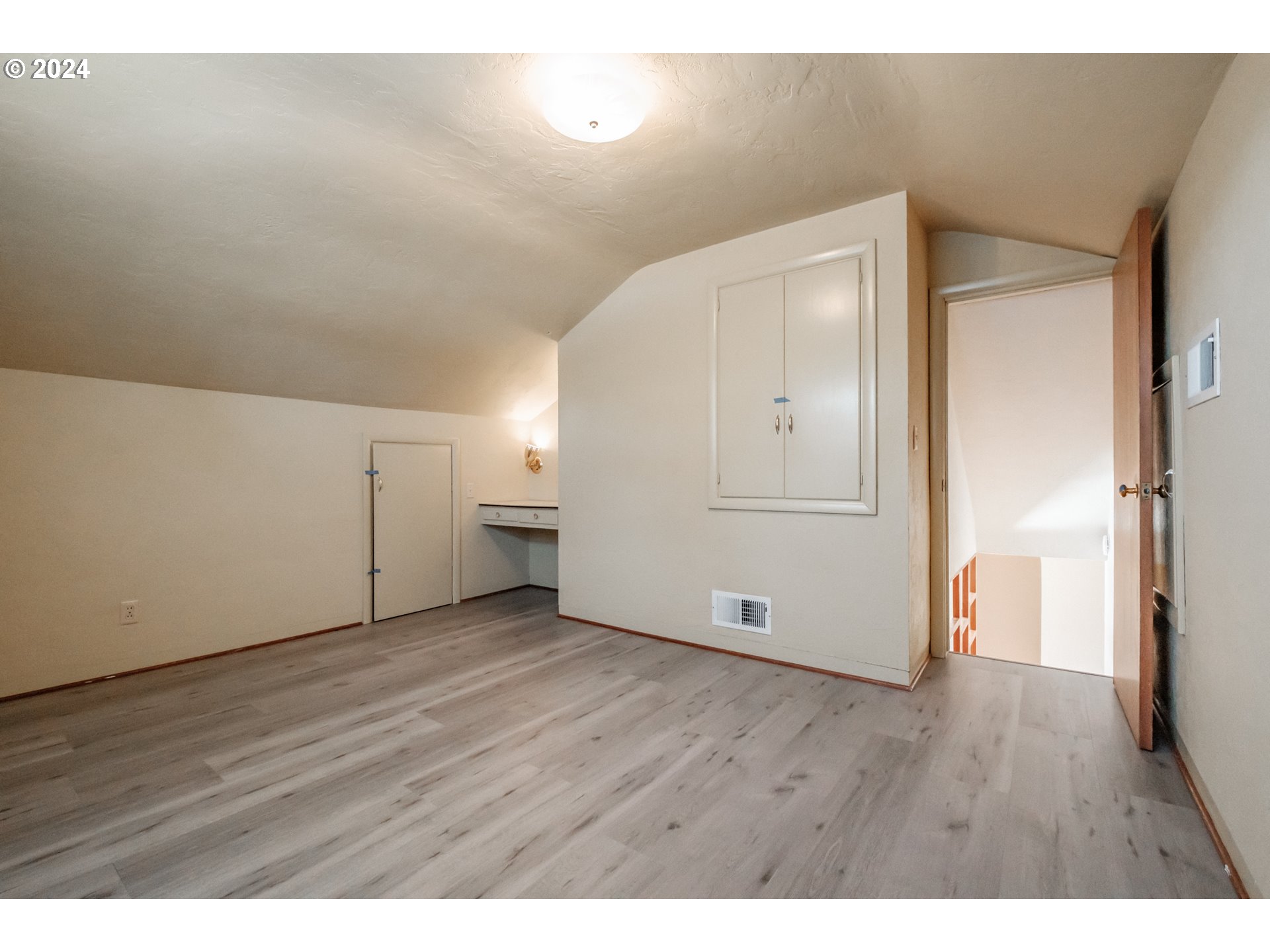 1620 Market Street Springfield, OR 97477 - Photo 26 of 31 a view of an empty room and wooden floor