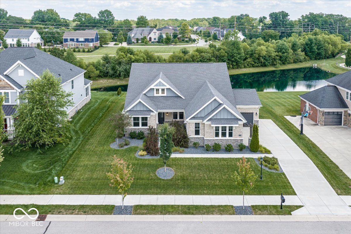 12205 Hidden Point Ct. Fishers, IN 46037 - Photo 4 of 50