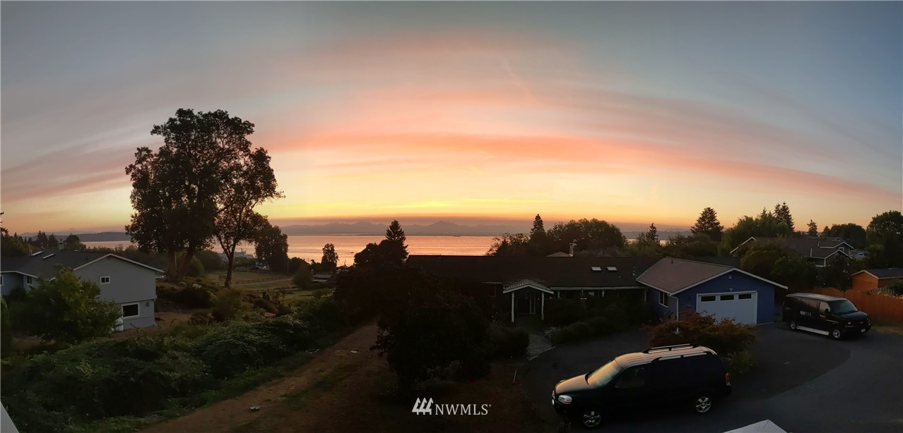 6623 Humphrey Road Clinton, WA 98236 - Photo 28 of 40 a view of city from balcony