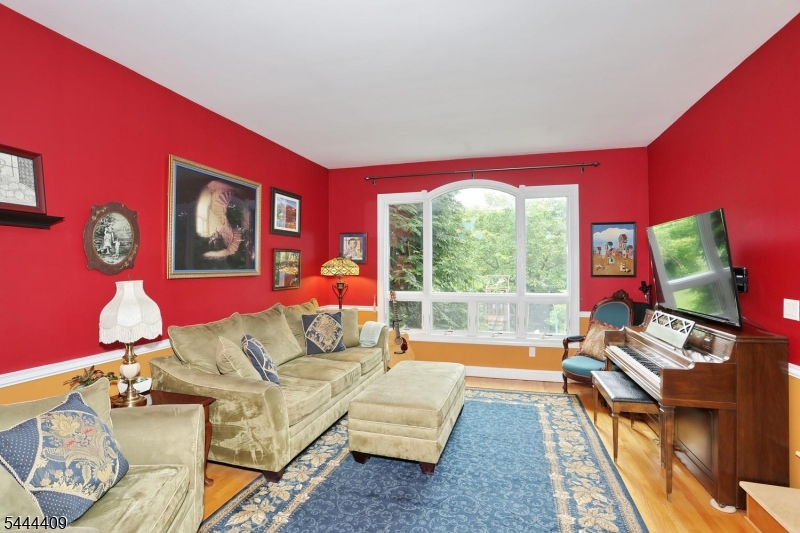 121 Magee Road Ringwood, NJ 07456 - Photo 8 of 36