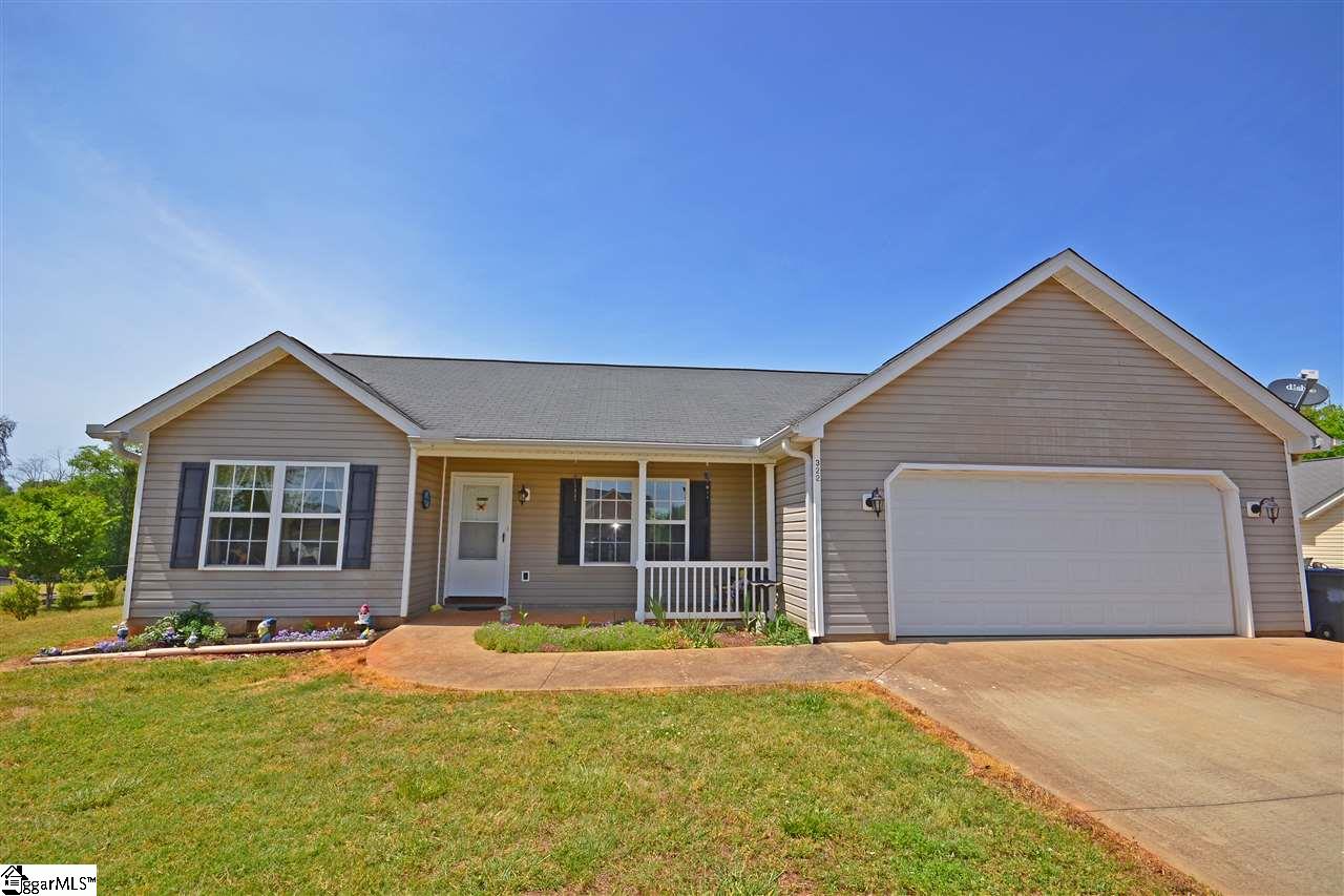 322 Fisher Lake Road Lyman, SC 29365 - Photo 1 of 25 Gallery Image 1