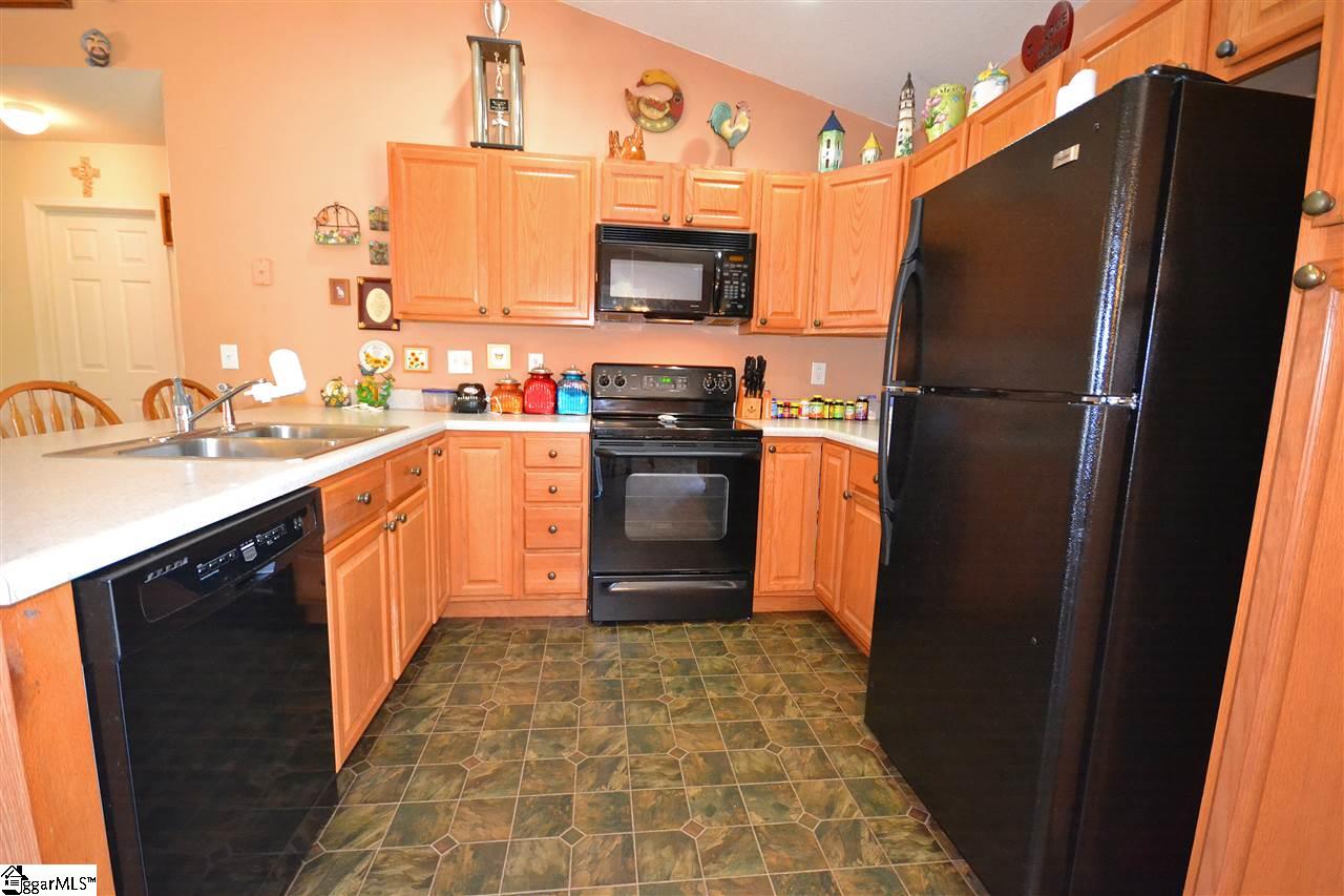 322 Fisher Lake Road Lyman, SC 29365 - Photo 9 of 25 Gallery Image 9