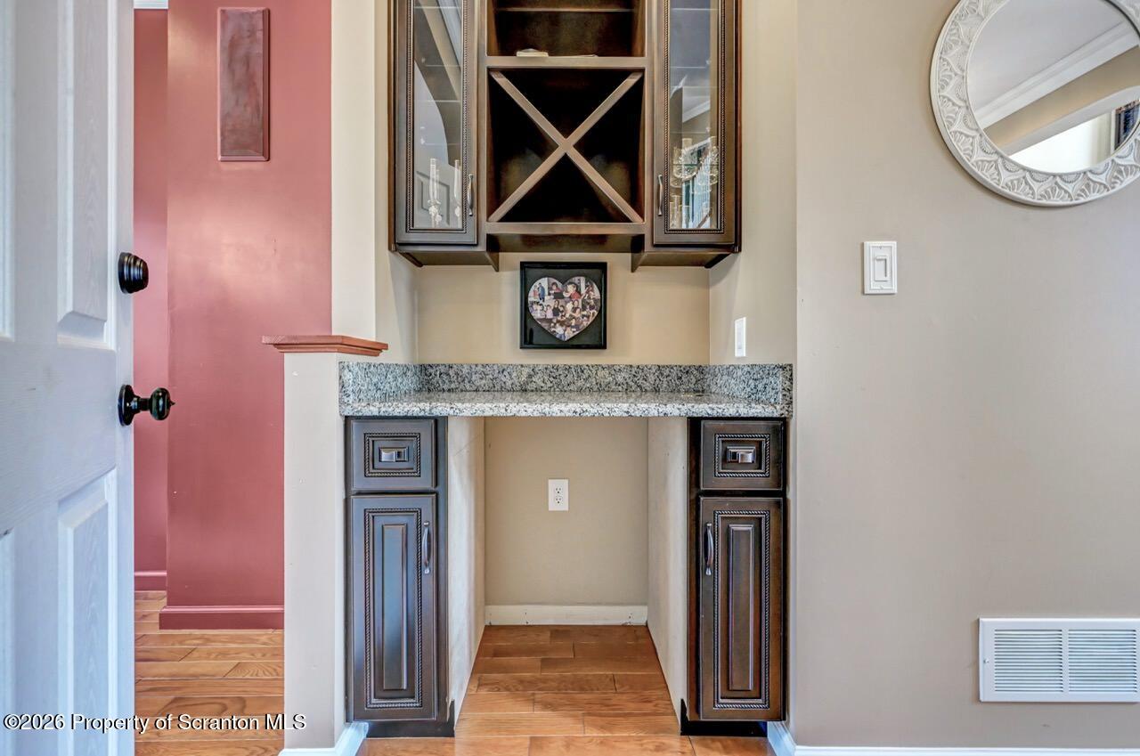 272 Windsor Way Moscow, PA 18444 - Photo 41 of 145 272 Windsor Way 042 Large