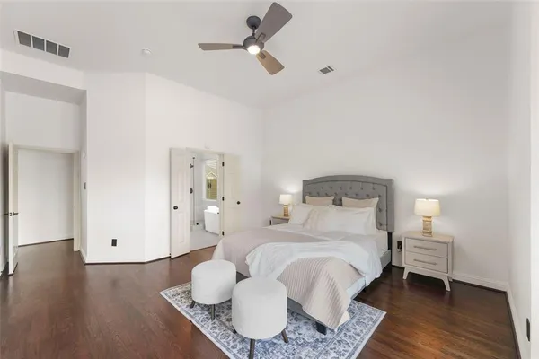 $650,000 | 1998 Lake Forest Drive, Rockwall, TX 75087
