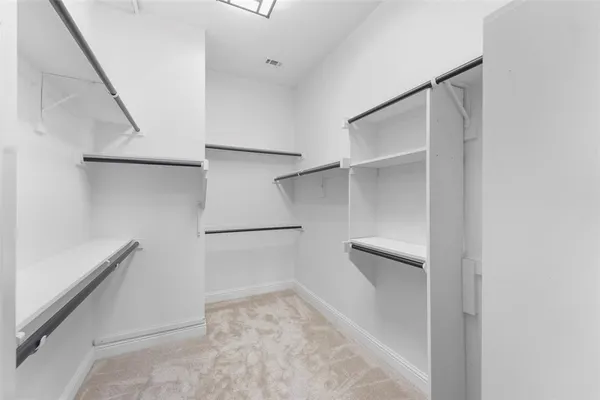 $650,000 | 1998 Lake Forest Drive, Rockwall, TX 75087