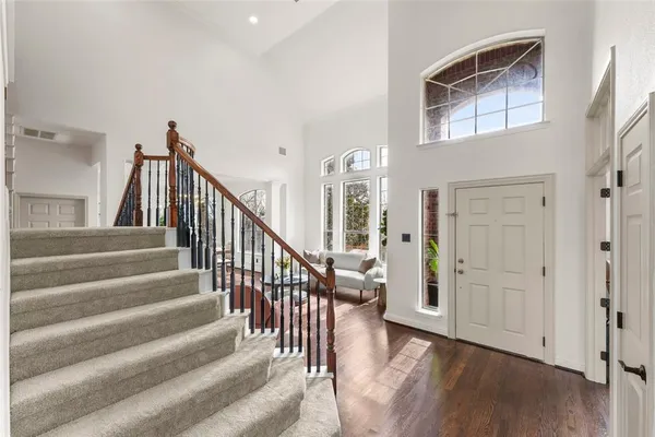 $640,000 | 1998 Lake Forest Drive, Rockwall, TX 75087