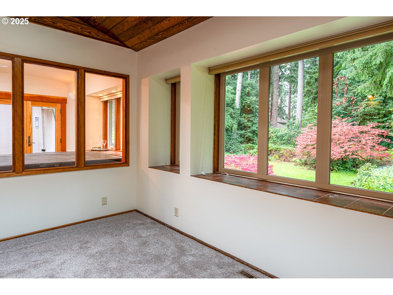 4495 Pinecrest Drive Eugene, OR 97405 - Photo 36 of 48