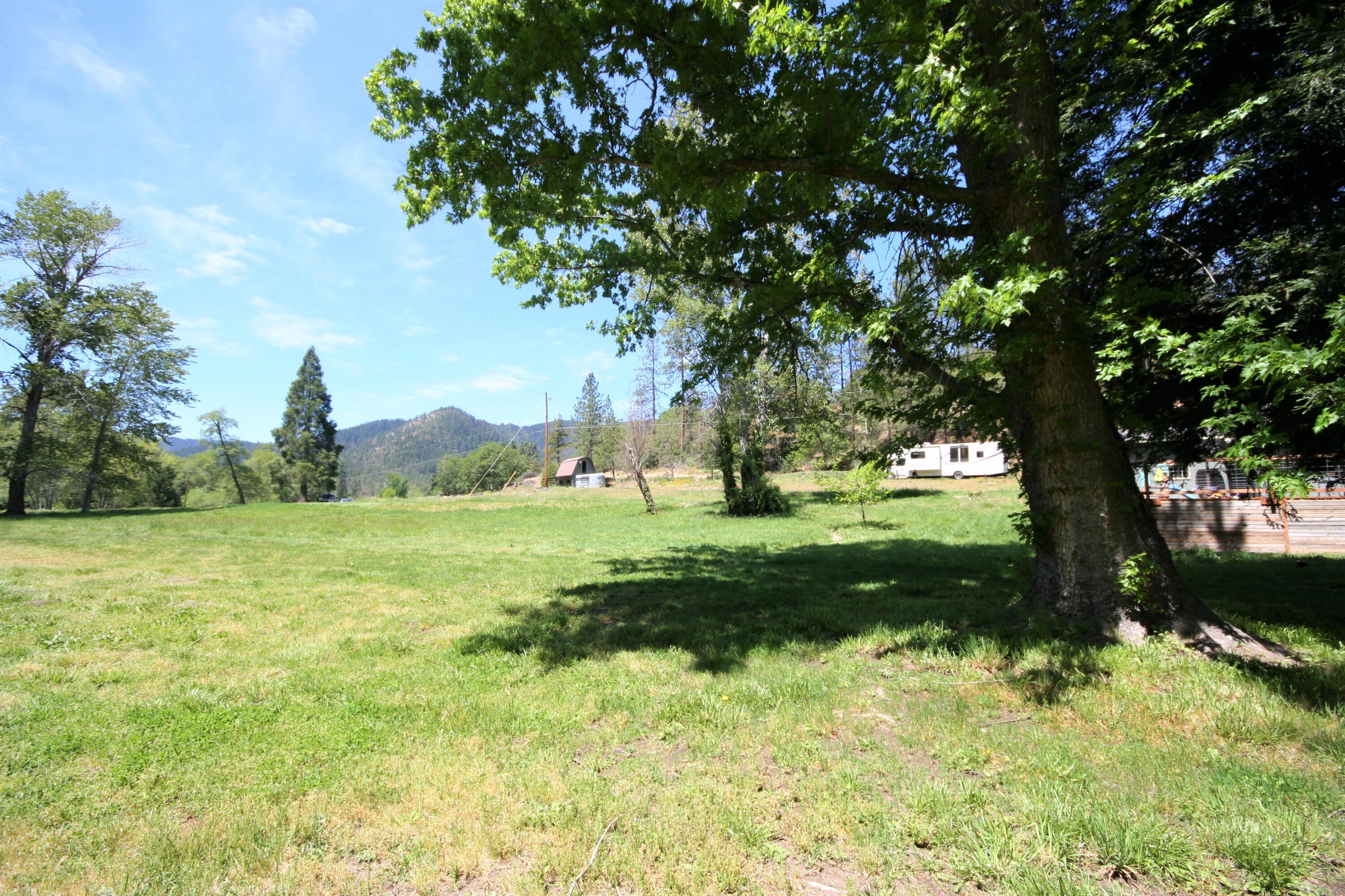 9075 Upper Applegate Road Jacksonville, OR 97530 - Photo 64 of 73 IMG_2411