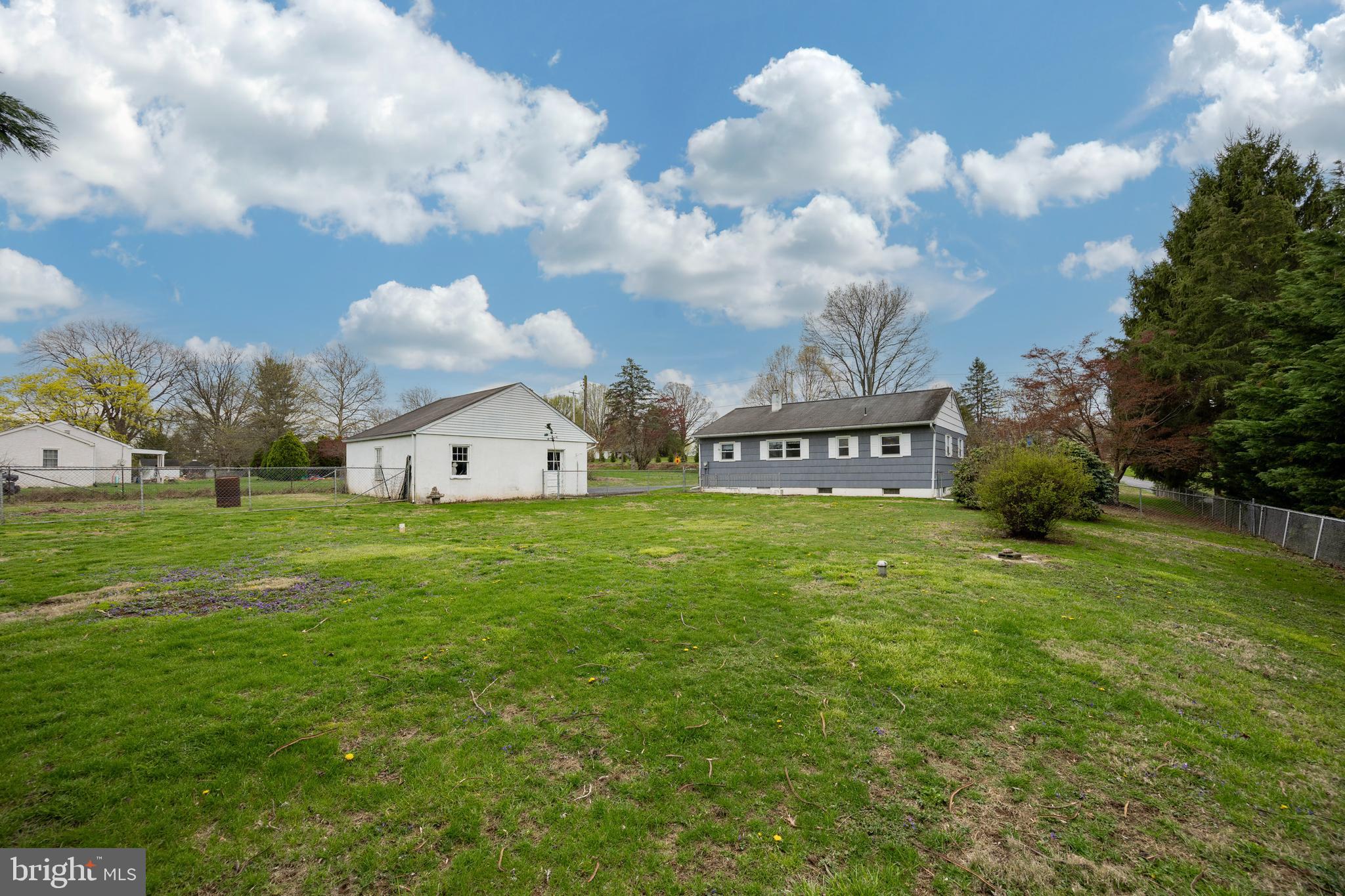 897 Old Schuylkill Road Pottstown, PA 19465 - Photo 22 of 29 Fenced in rear yard