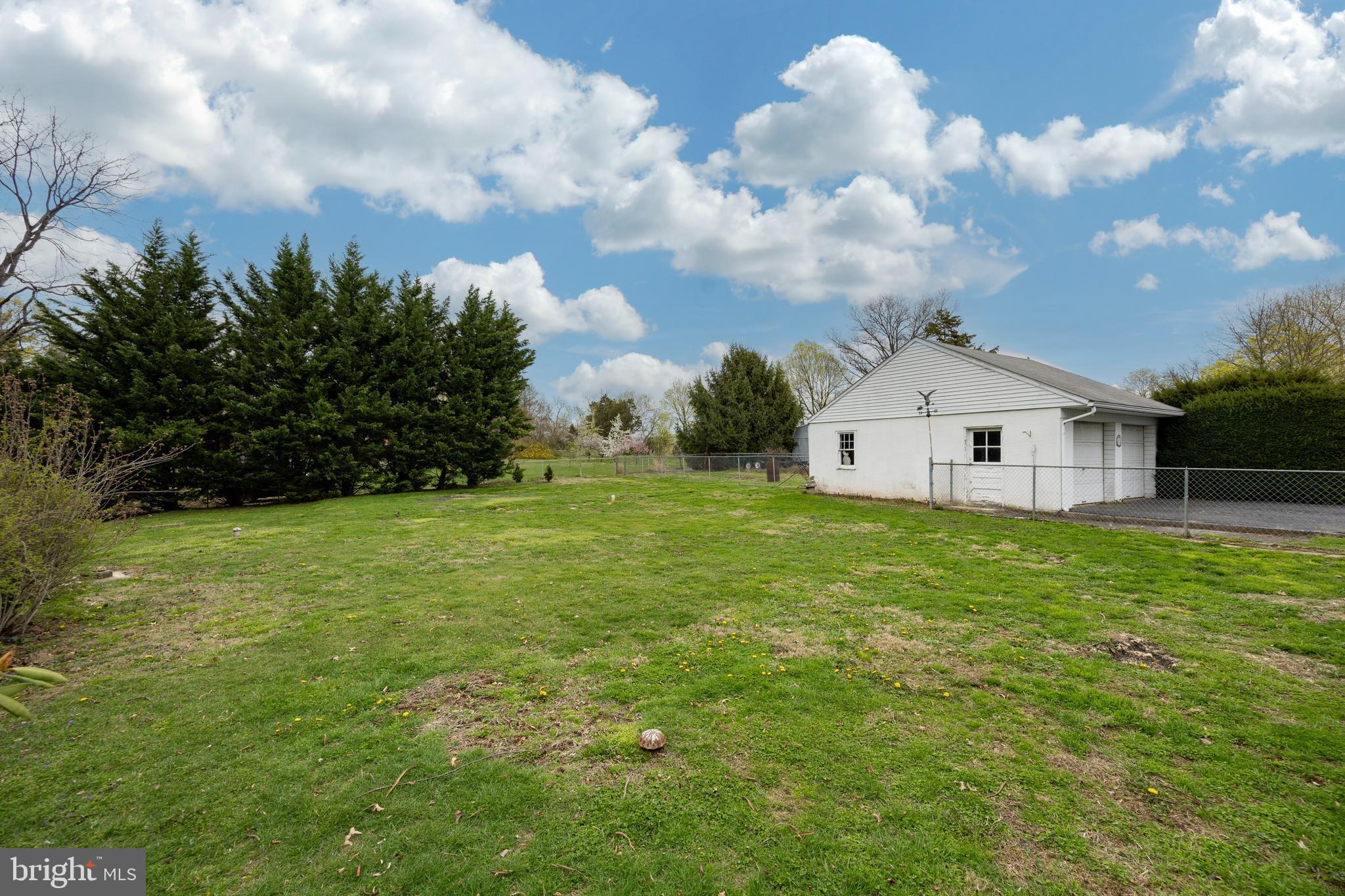 897 Old Schuylkill Road Pottstown, PA 19465 - Photo 25 of 29 Gallery Image 25